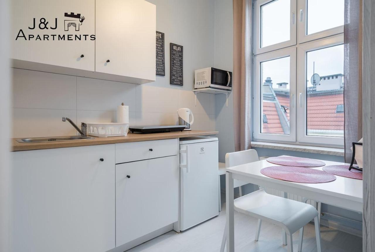 J&J Apartments - Szeroka 25, Apartament 5B Торунь Экстерьер фото